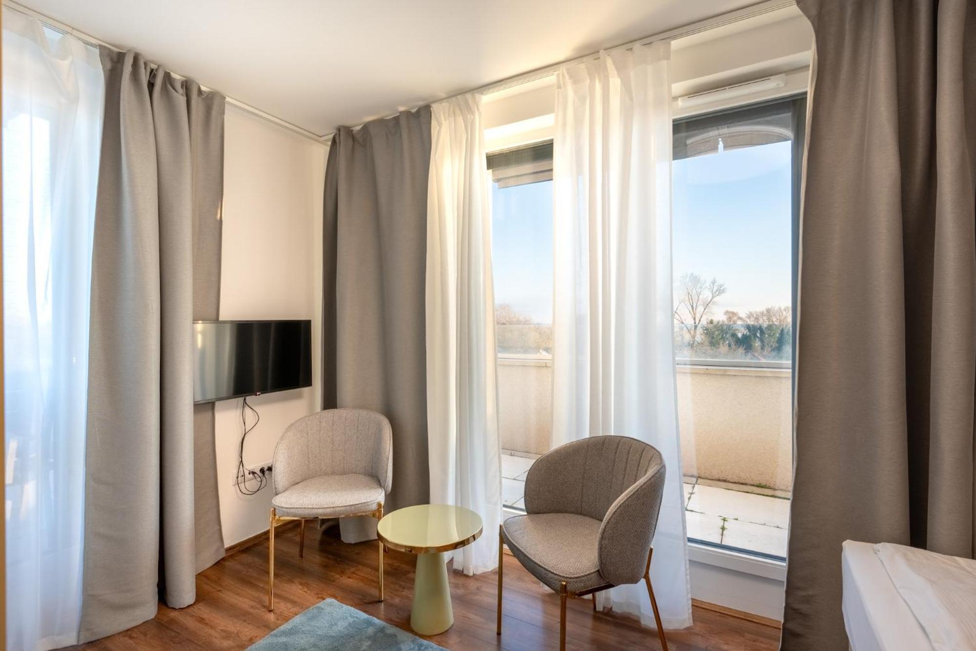 Sunset Lakeview With Jacuzzi Apartment Fonyod